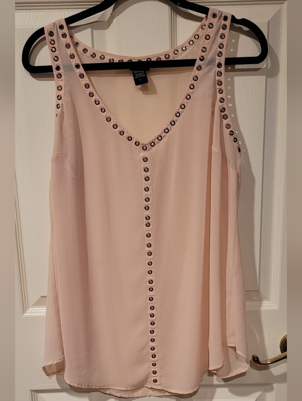 torrid Blush Pink Studded V-Neck Sleeveless Camisole